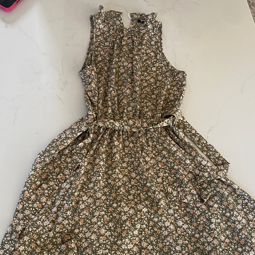 Floral Sleeveless Dress